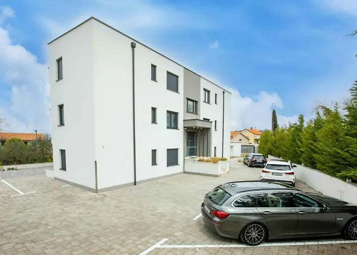 With A - C Radici - Malinska-insel Krk 55032 شقة مالينسكا